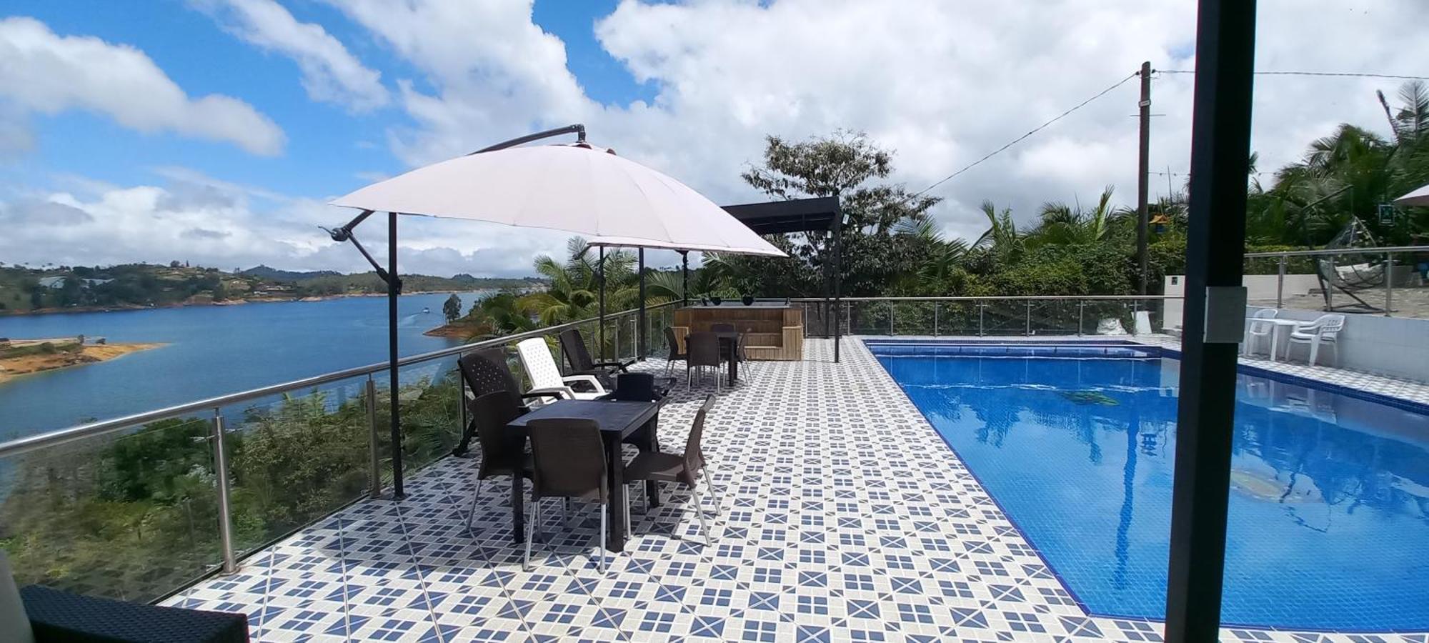 Hotel Mirador Cielo Blue El Penol  Buitenkant foto